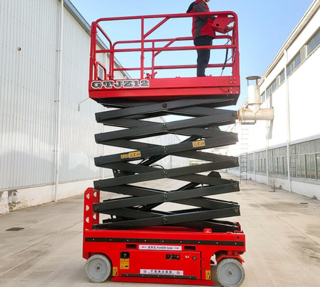 东莞自行走移动式升降机