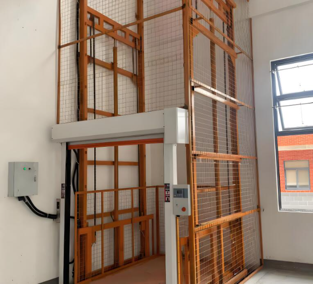 东莞九恒升降货梯模块化定制方案落地 适配多行业特殊需求